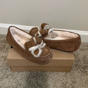 UGG Ansley Heritage Bow Slippers